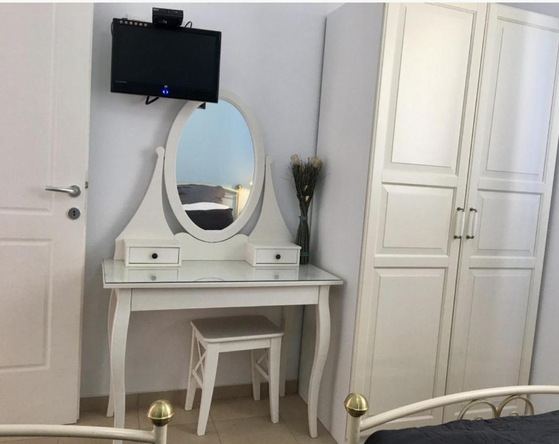 אמבלאס Mer Bleu Apartments מראה חיצוני תמונה